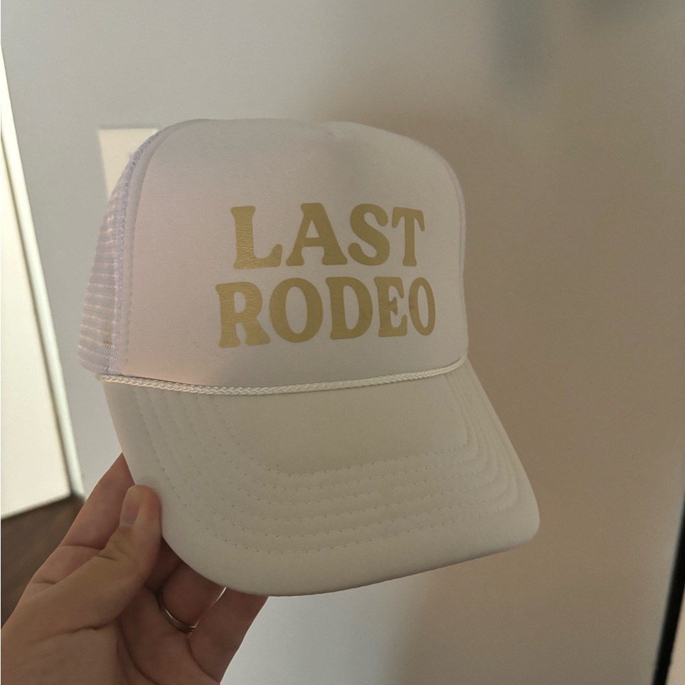 Last Rodeo White Hat - Picture 2 of 3